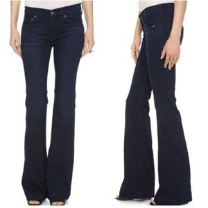 Free People Gummy Flare Stretch Jean Morrisey Wash Mid Rise Bellbottoms Size 30